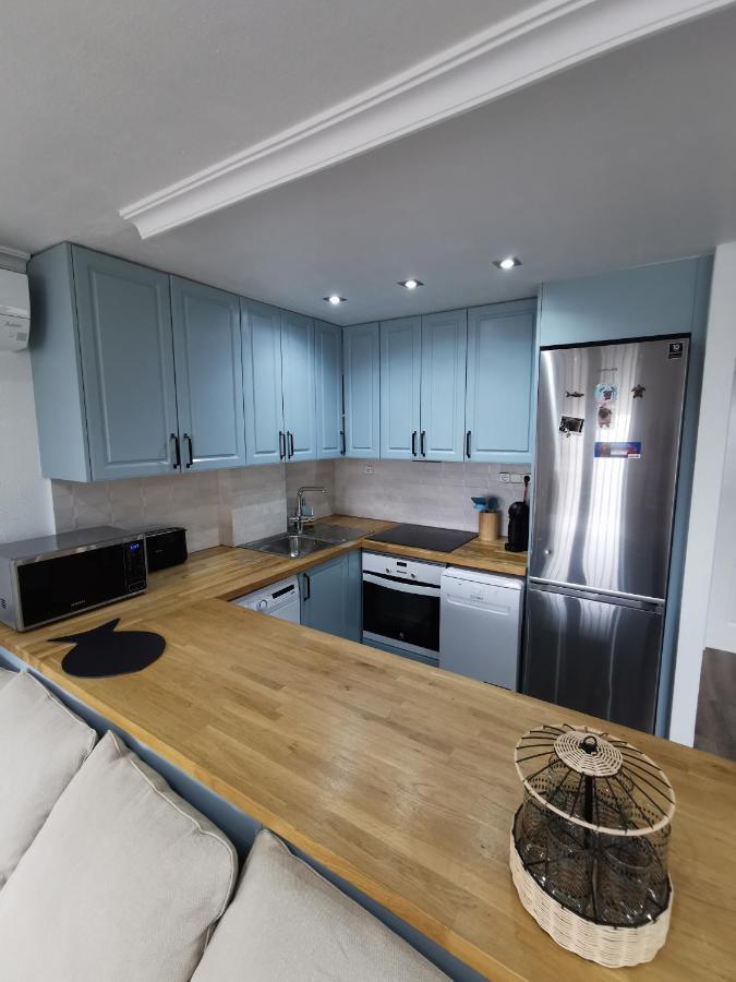 Spacious Villa With Private Pool And Beach Views El Moncayo 外观 照片
