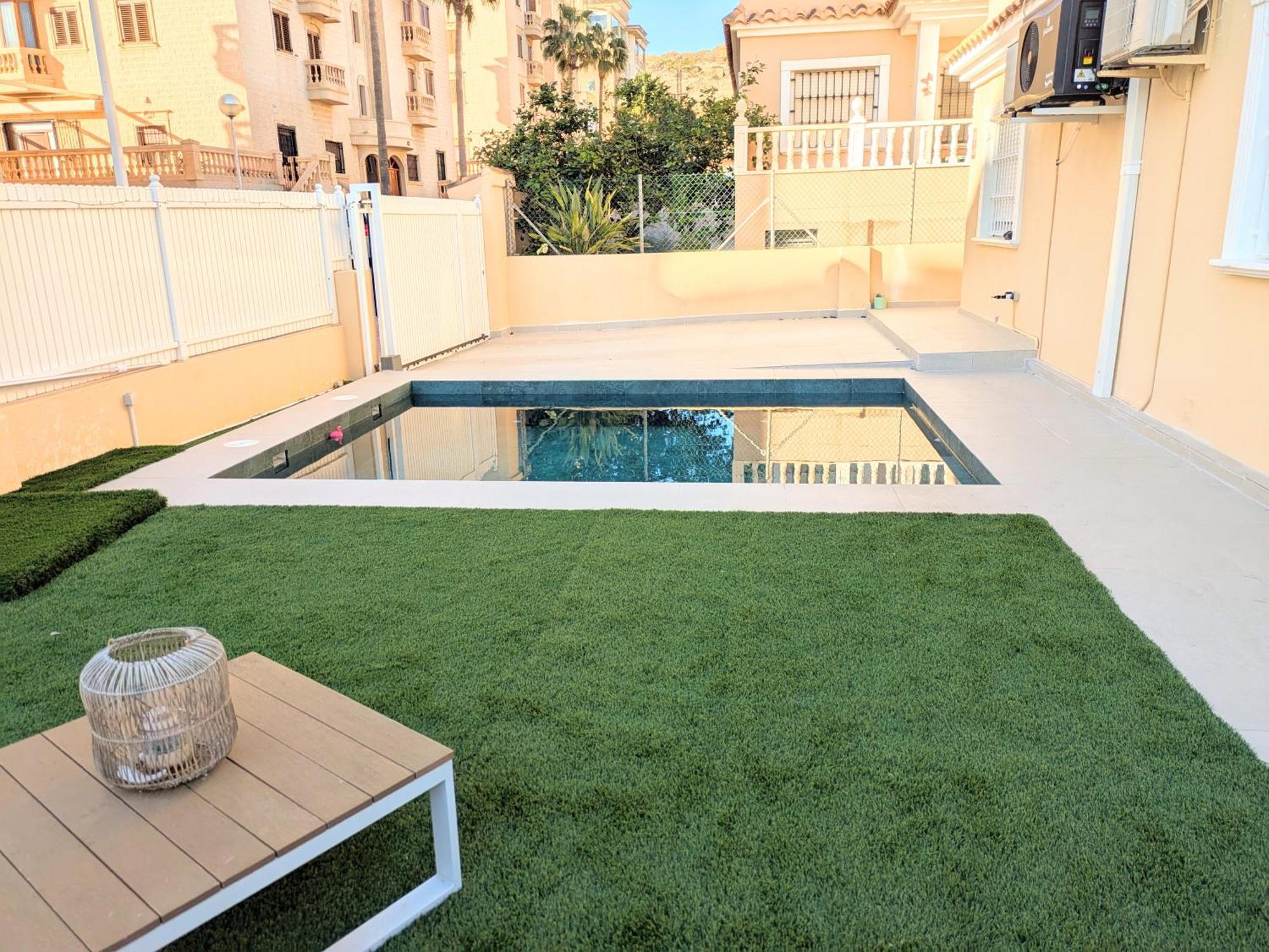 Spacious Villa With Private Pool And Beach Views El Moncayo 外观 照片